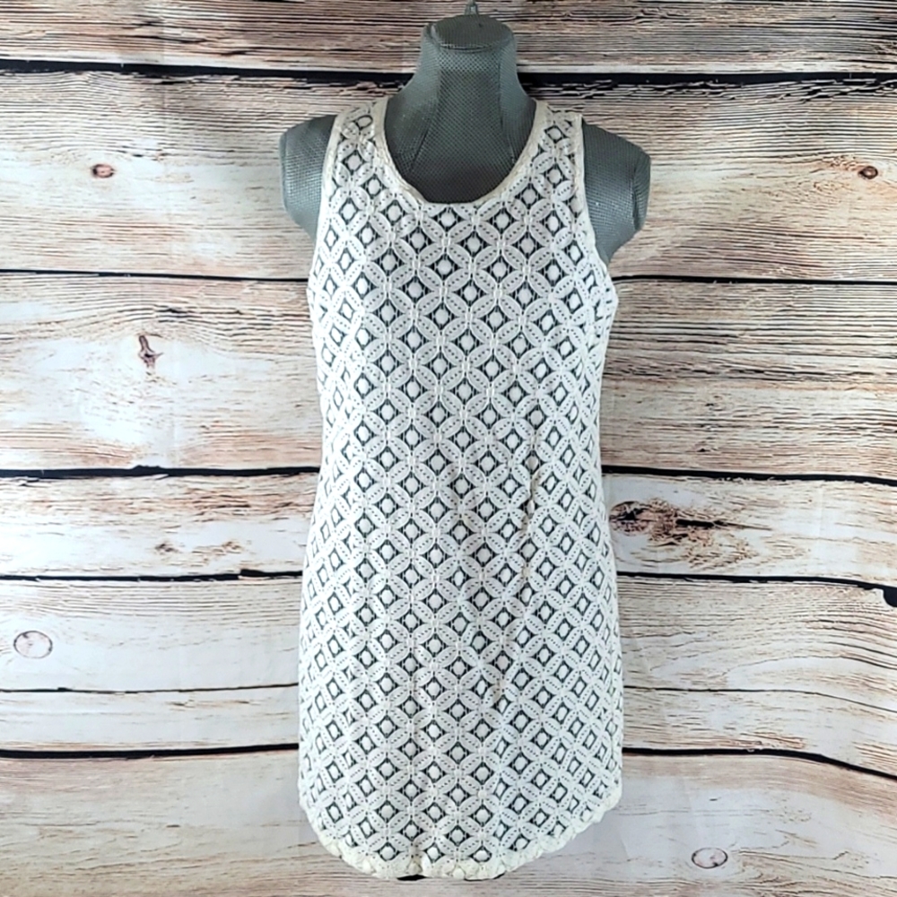 Apt 9 women's size M sleeveless dress